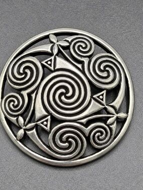 Vintage Miracle Signed Brooch #cz223